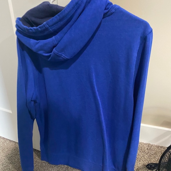 under armor sweatshirt - Picture 2 of 3